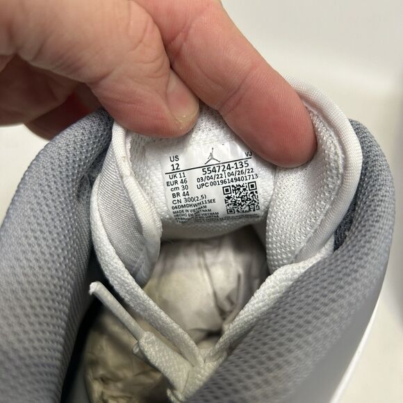 Nike Shoes Air Jordan 1 Mid Retro “Neutral Grey” 2024 - Picture 6 of 6